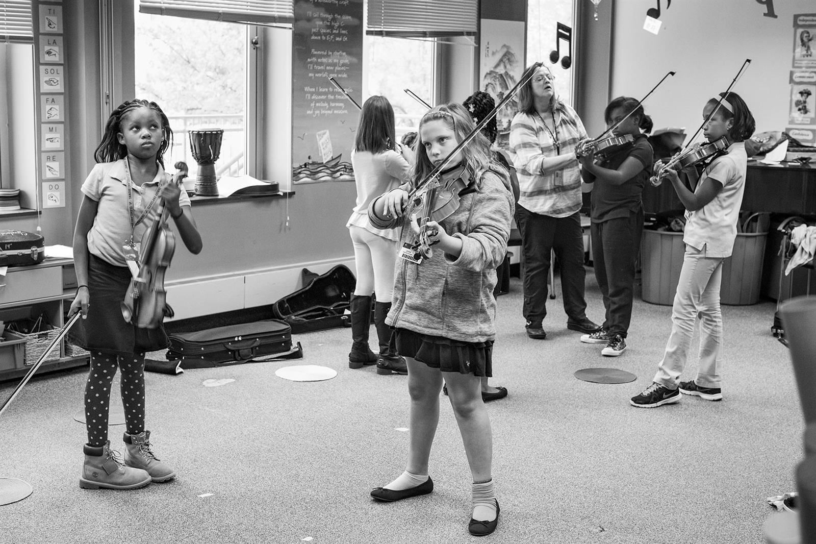  Students playing music